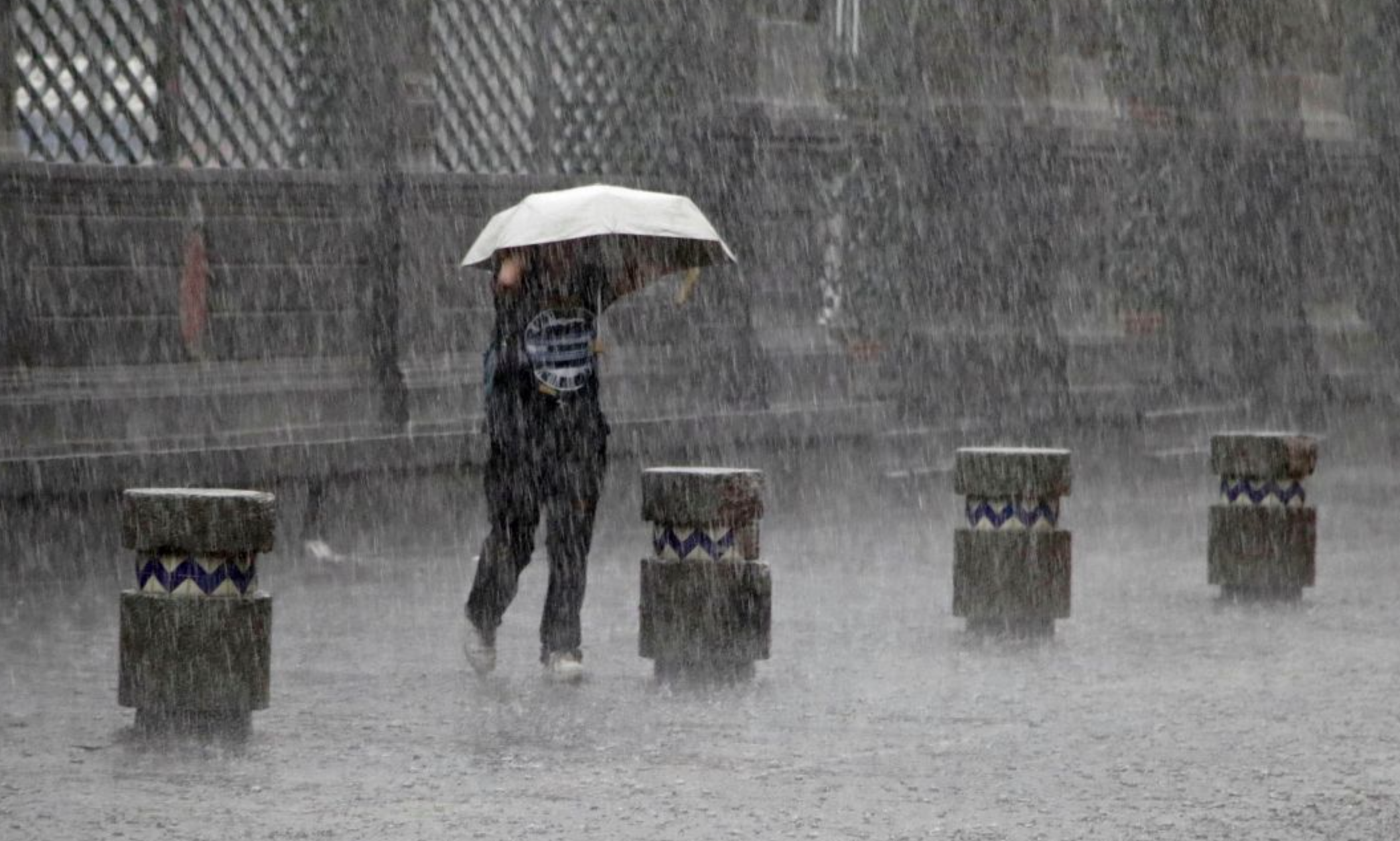 Frente frío 43 con lluvias, bajas temperaturas y fuertes vientos